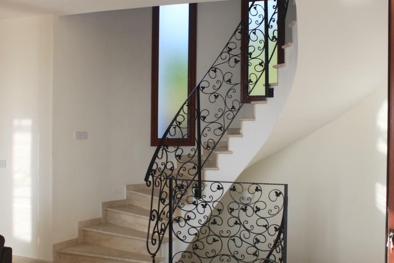 Martika Luxury Villa Agia Marina  Luaran gambar