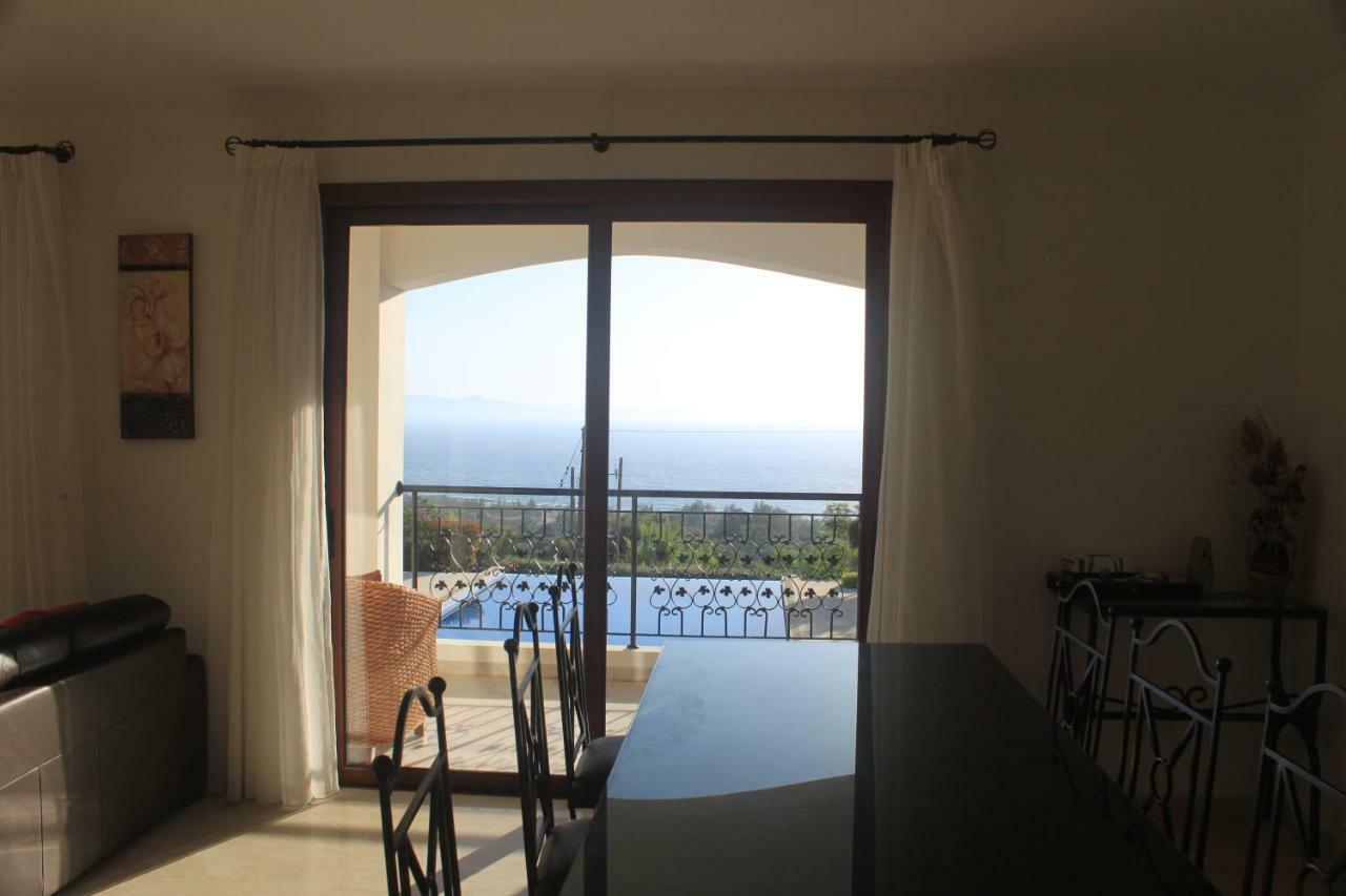 Martika Luxury Villa Agia Marina  Luaran gambar