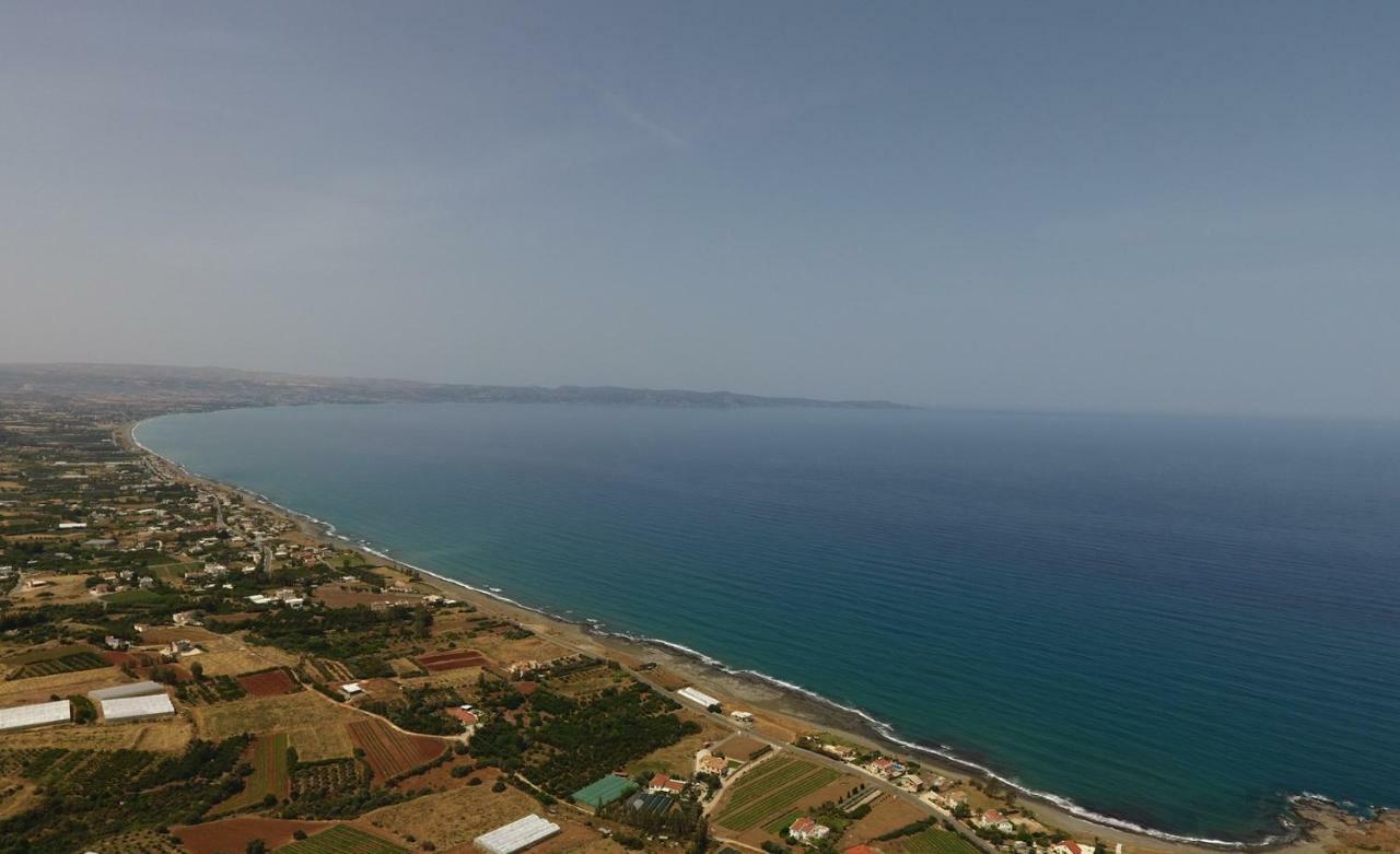 Martika Luxury Villa Agia Marina  Luaran gambar