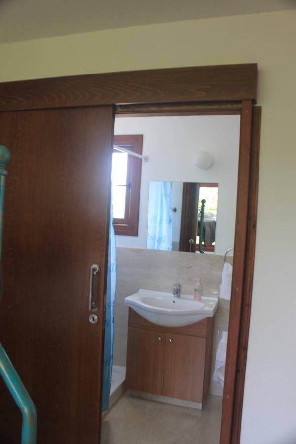 Martika Luxury Villa Agia Marina  Luaran gambar