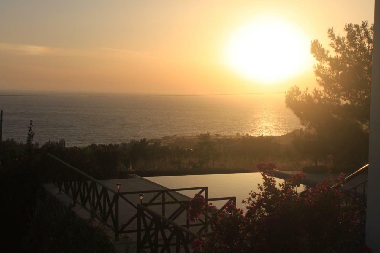 Martika Luxury Villa Agia Marina  Luaran gambar